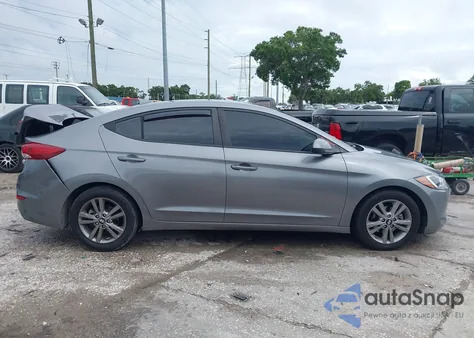 2018 Hyundai Elantra Sel z USA, uszkodzony, nr VIN 5NPD84LF6JH247903
